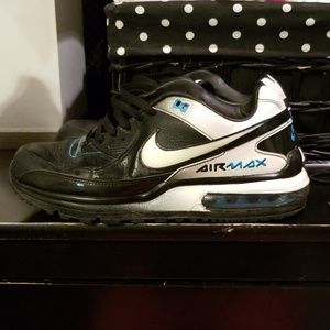 Nike Air Max Black shoes